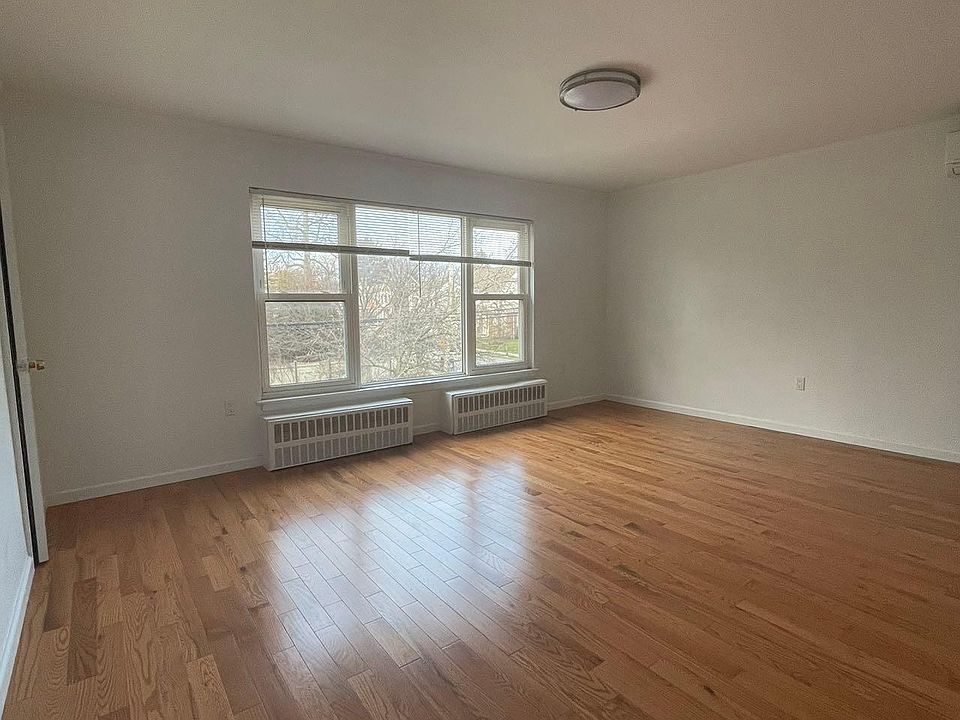 1st image of 21916 43rd Ave #2