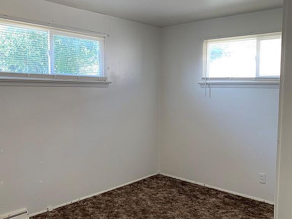 5th image of 1360 Susanne Ave