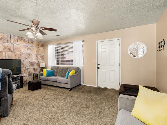 5th image of 3707 W Gates Cir