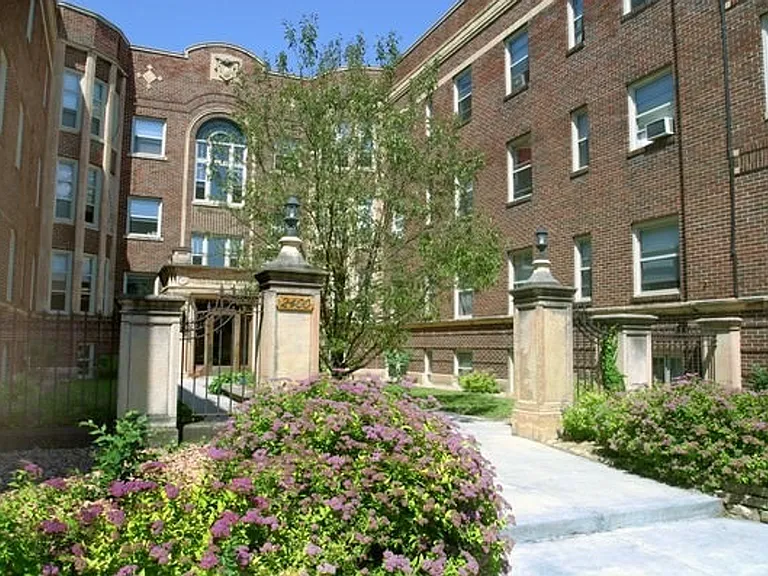2400 Harriet Ave Apartments | Origen Living — Photo 4
