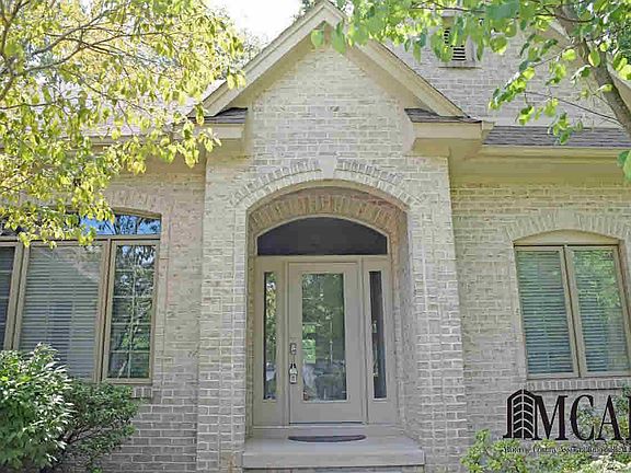 3rd image of 7169 Hidden Valley Dr
