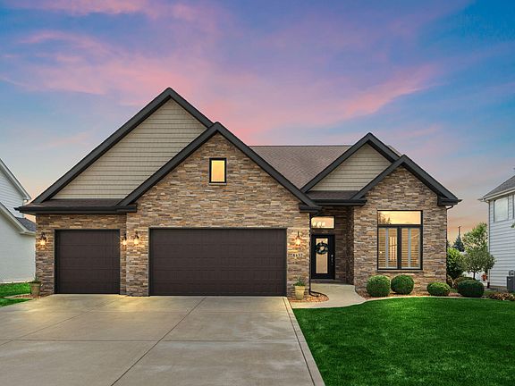 2nd image of 8437 Willow Haven Dr
