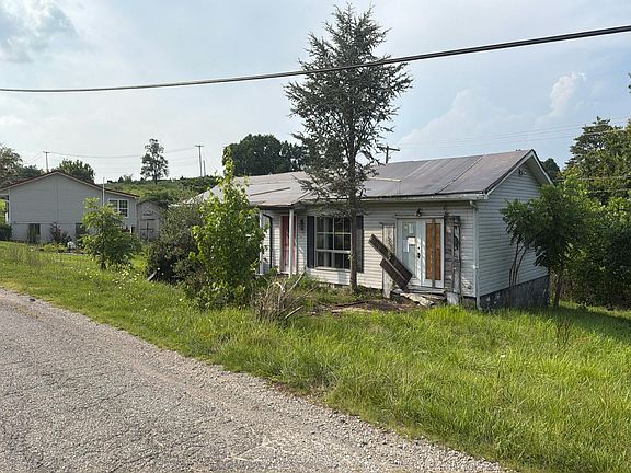 2nd image of 597 Dunham Rd