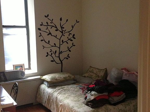 5th image of 81 Nassau St APT 2B