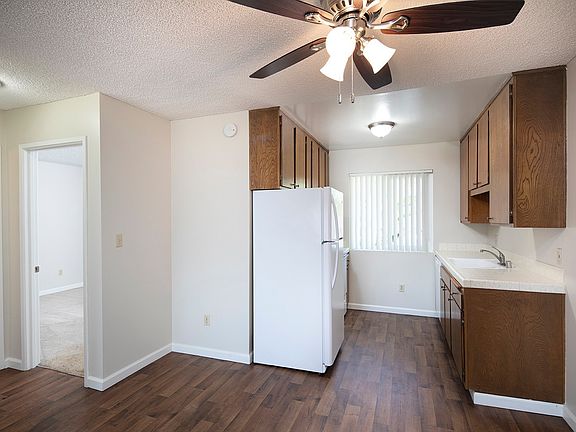2nd image of 4645 Palm Ave APT 5
