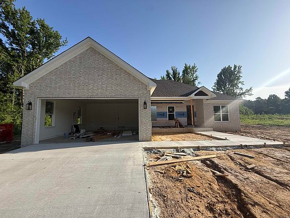 2nd image of 250 Garrison Rd