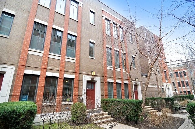 1st image of 5007 N Lincoln Ave Unit 3
