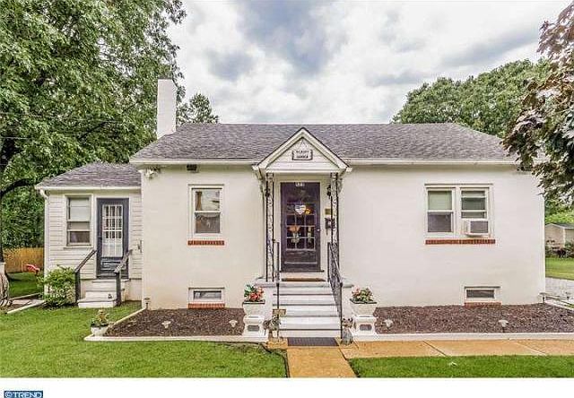 1st image of 829 Hickory Ave