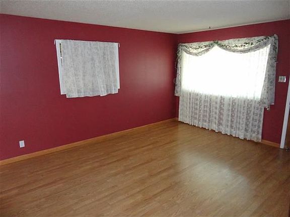 2nd image of 5408 Gulfport Dr