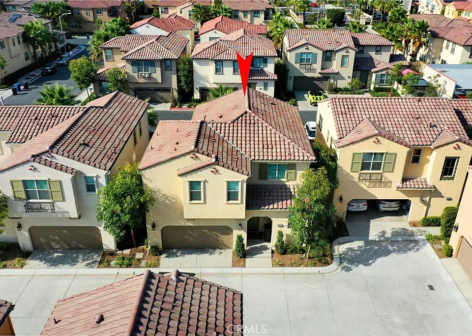 14341 Hibiscus Ct