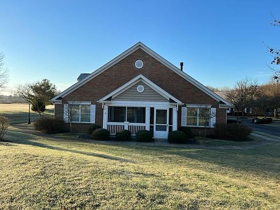2nd image of 407 Shannon Ln