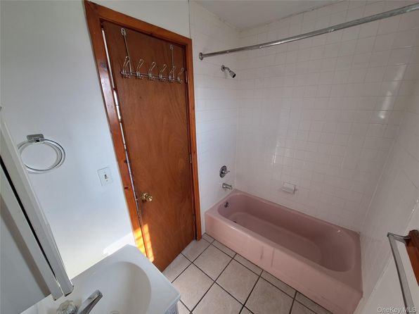 2071 Ulster Ave #2