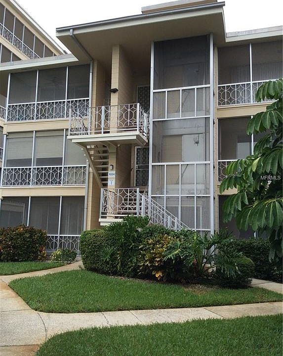 1st image of 1024 N Shore Dr NE Unit 1