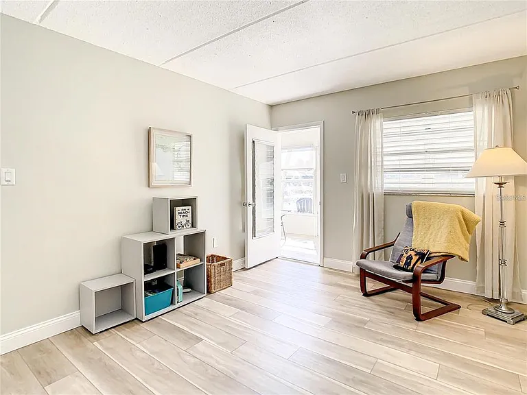841 Patricia Ave #103 — Photo 18