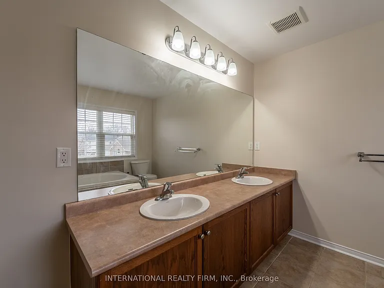 102 Hunter Way — Photo 30