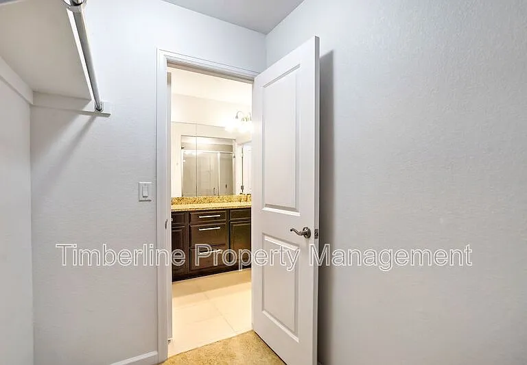 811 Marine Corps Dr — Photo 36