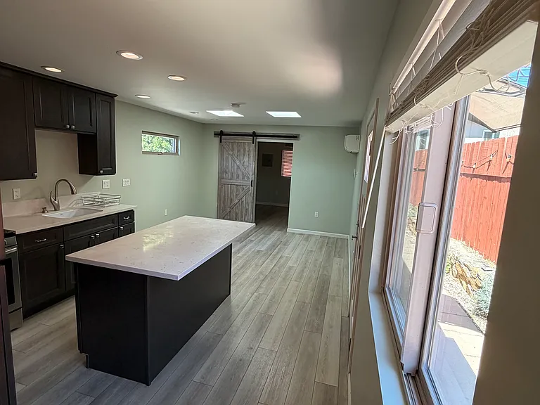 5025 College Ave — Photo 5
