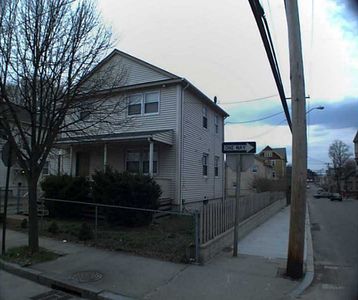 389 Friendship St, Providence, RI, 02907