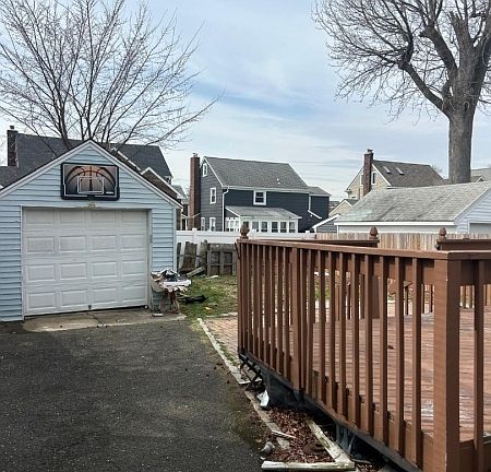 3rd image of 1020 Harding Rd