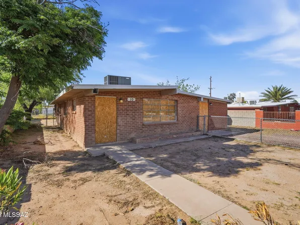 10 E Corona Rd, Tucson, AZ 85756