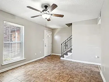 1635 Newport Pl #12 — Photo 11