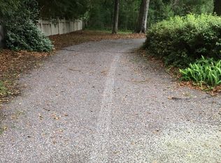 8057 Mary Seabrook Rd, Edisto Island, SC 29438