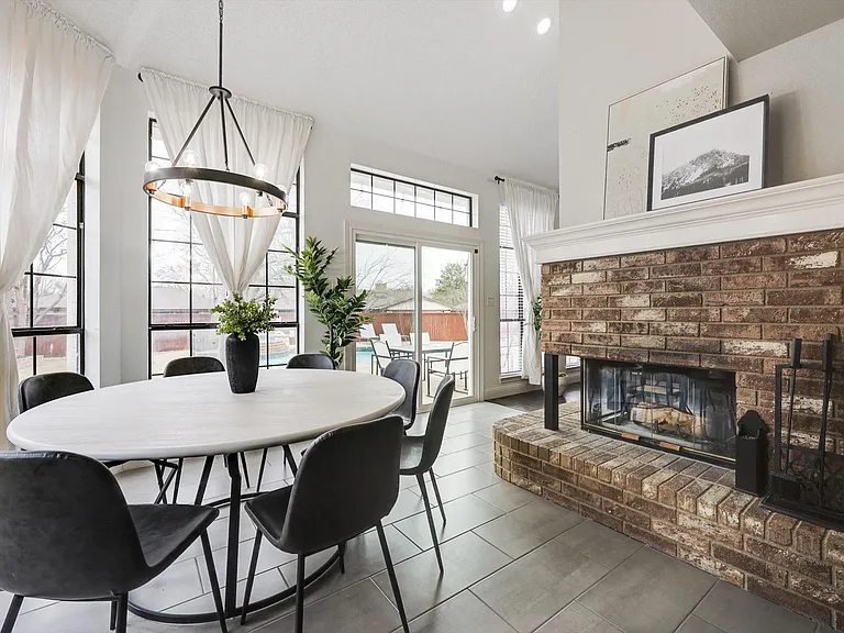 105 Brandy Ln — Photo 6