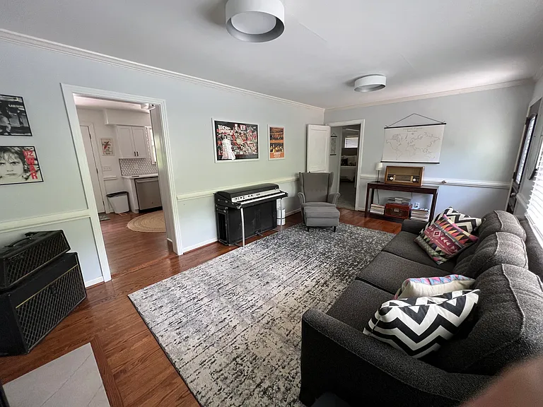 1526 Otter Creek Rd — Photo 3