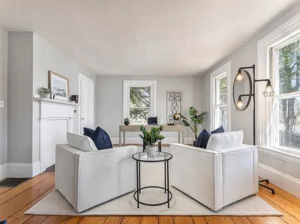 162 Merrill Road, Pownal, ME 04069