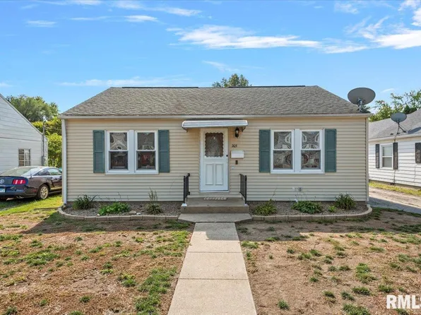 205 E Pennsylvania Ave, Jacksonville, IL 62650
