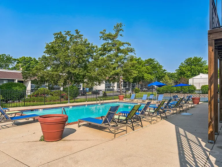 Canter Pointe — Photo 13