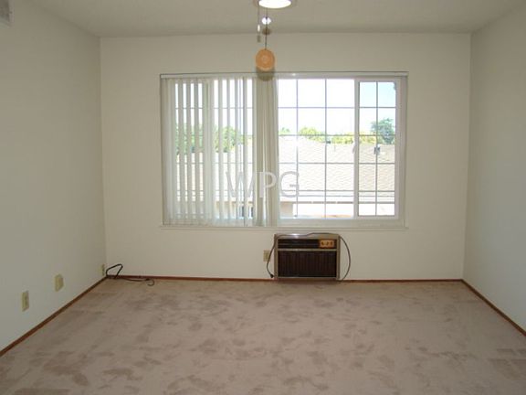 2nd image of 10 Superior Dr APT C