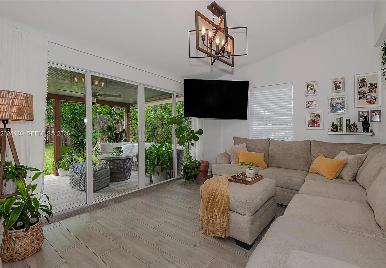 Biscayne Highlands — Photo 3