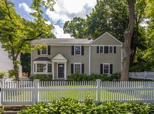 13 Center Dr, Old Greenwich, CT 06870