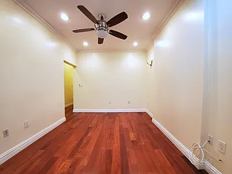 Rented by Warburg