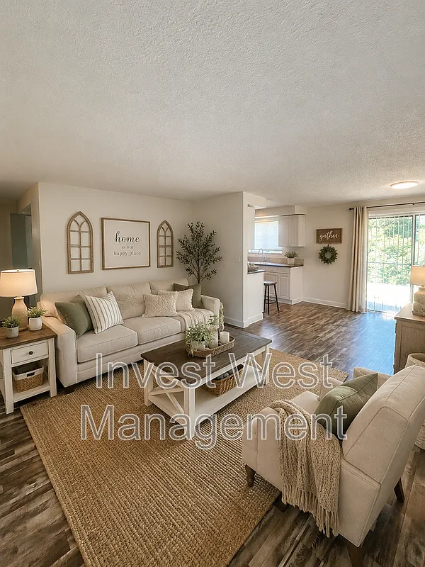 2 bed, 1.0 bath, 950 sqft, $1,695 — Photo 2