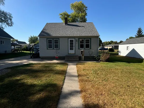 205 17th St N, Benson, MN 56215