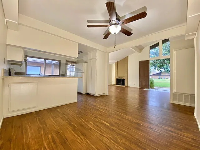3408 Orchard Way — Photo 4