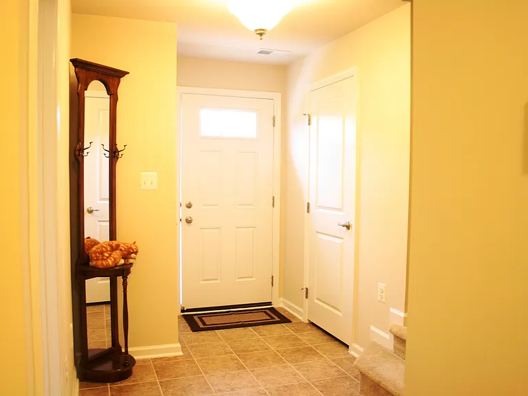 9442 Paragon Ct — Photo 19