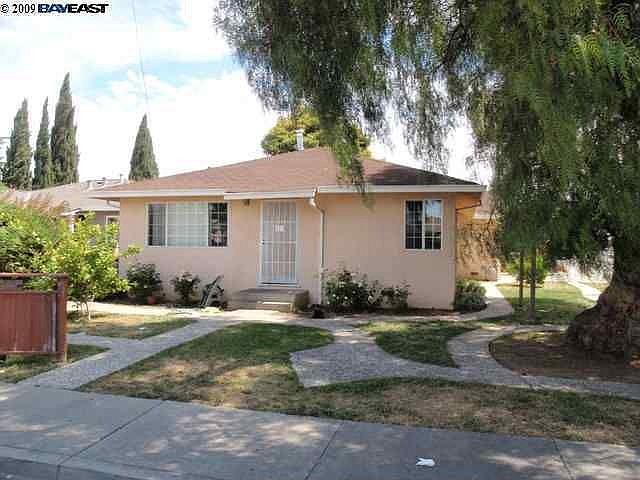 2nd image of 33462 10th St