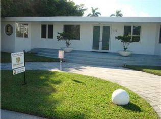 10 NW 189th St, Miami Gardens, FL 33169