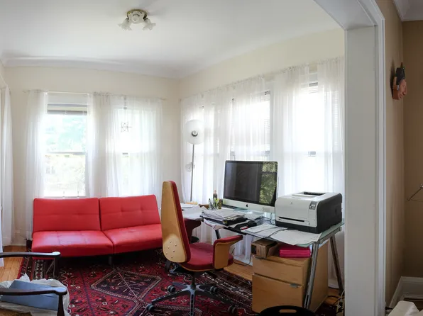 Jager Saratoga, 283 Saratoga St S #Low, Saint Paul, MN 55105