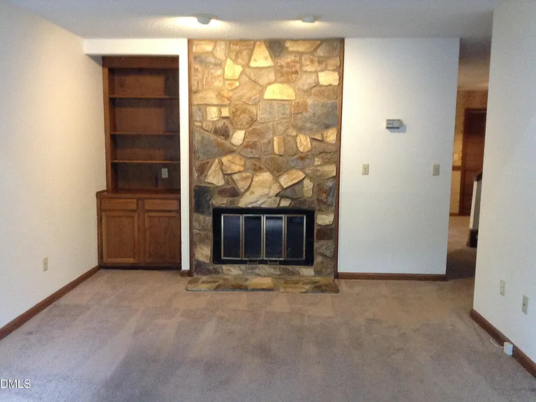 4302 Hunters Club Dr — Photo 1
