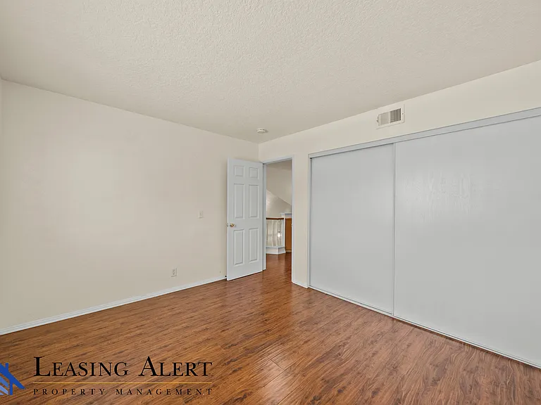 27653 Myrin Ct — Photo 18