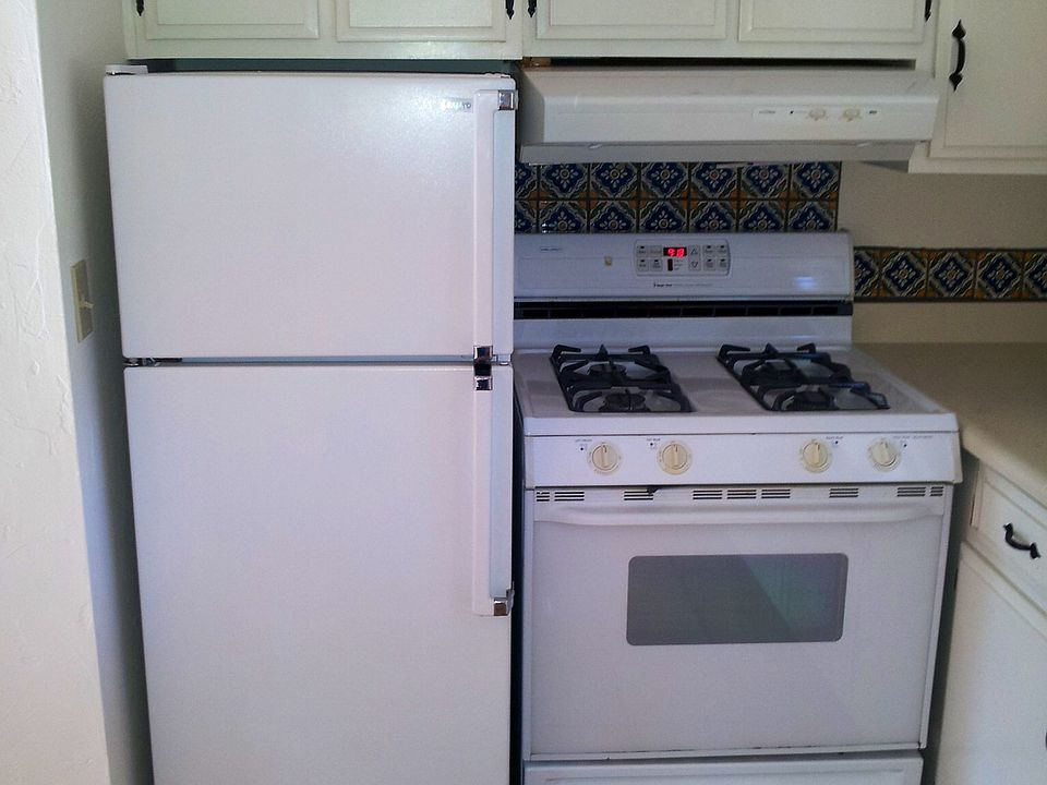 2nd image of 531 S La Canada Dr Unit B