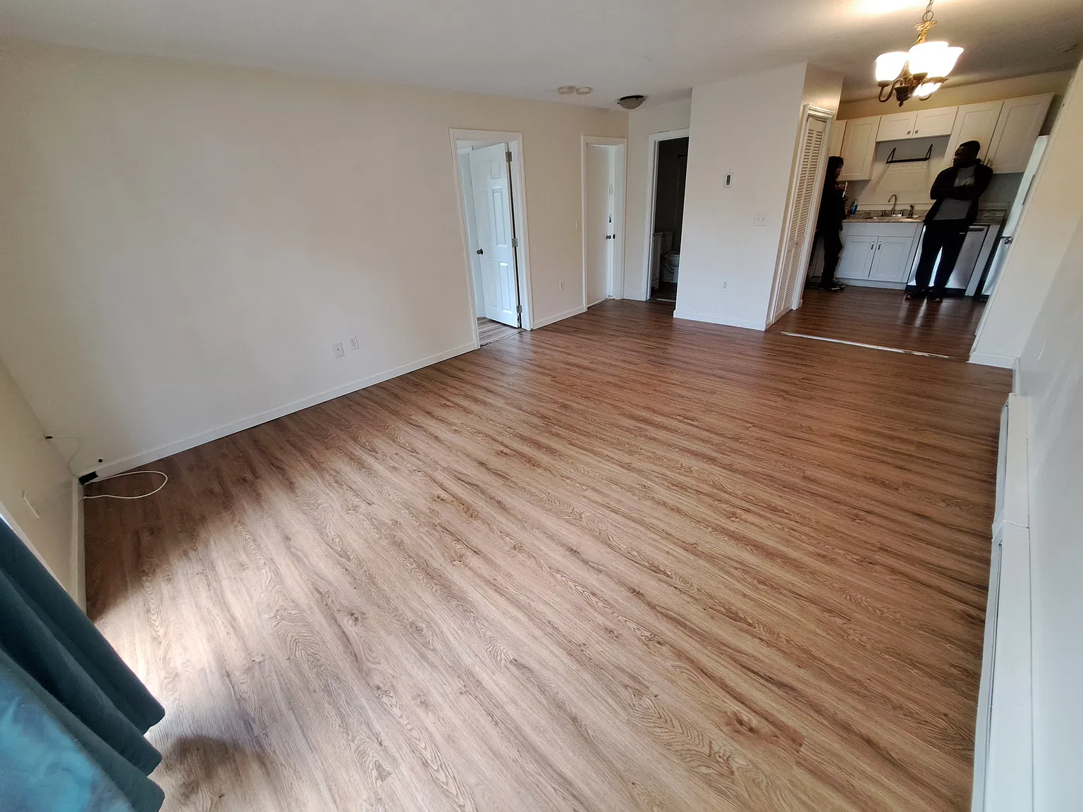 2 bed, 828 sqft, $2,200 — Photo 3