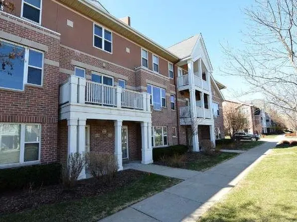 205 55th St #205A, Kenosha, WI 53140