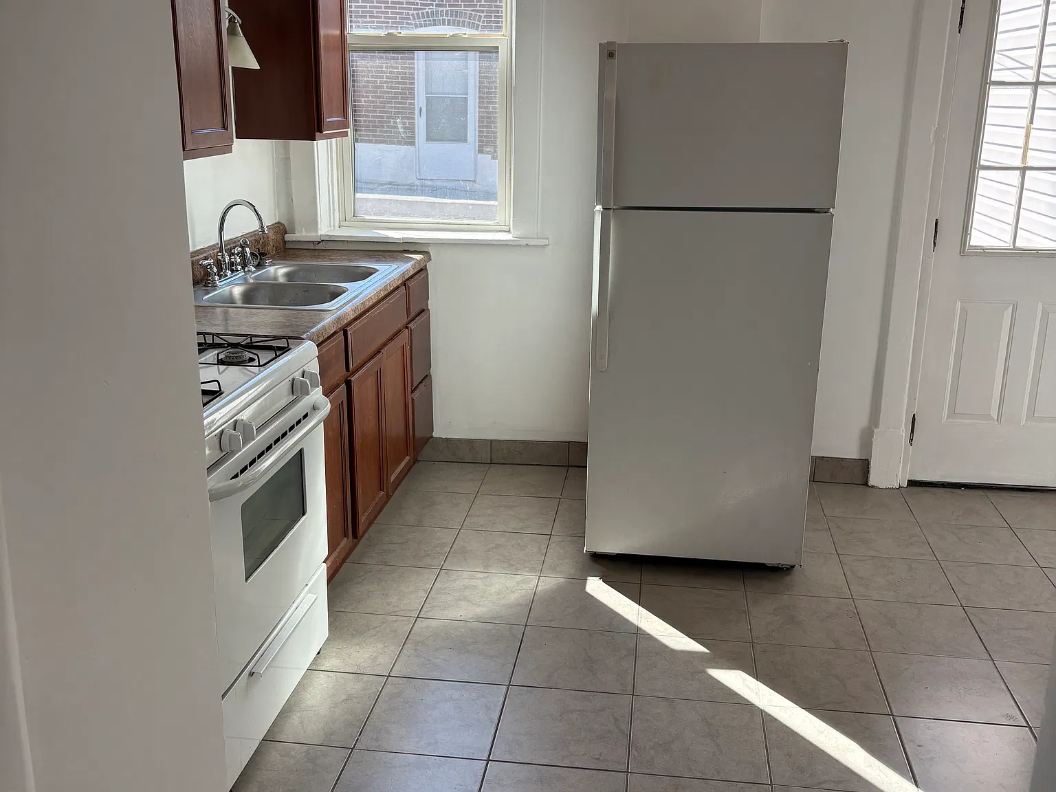 1 bed, 550 sqft, $750 — Photo 1