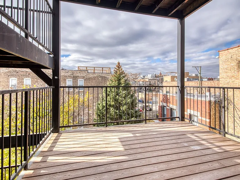 1336 W Ohio St #3R — Photo 18