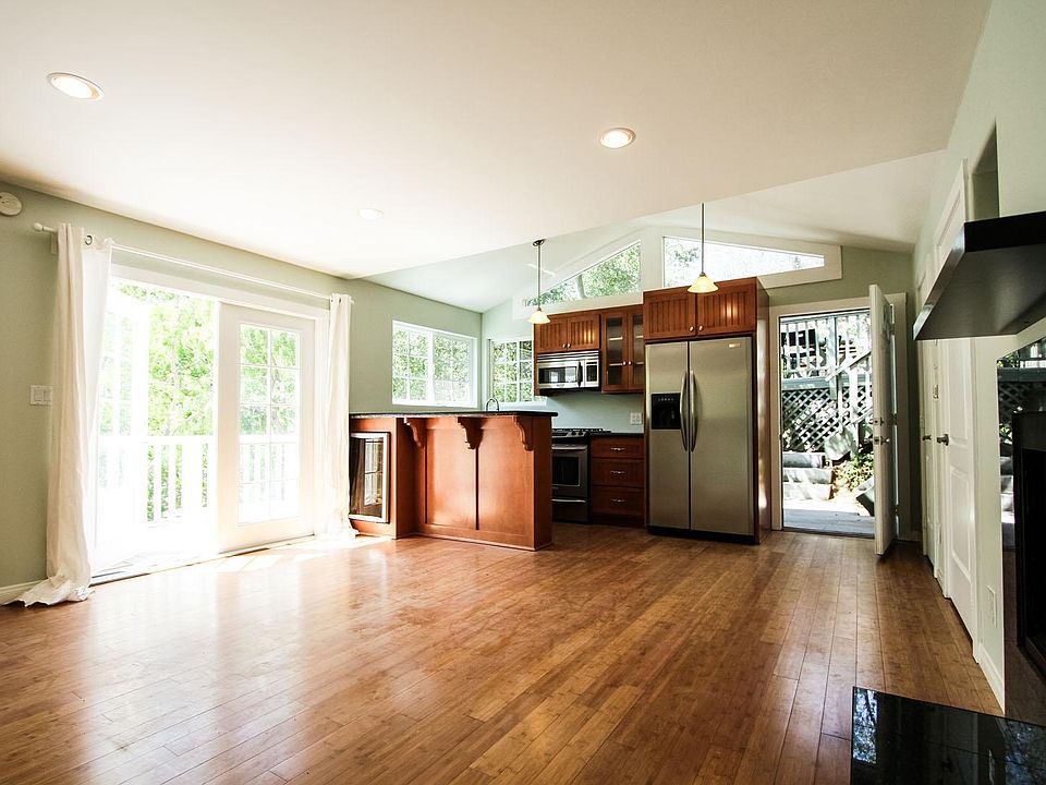 1st image of 2132 N Beverly Glen Blvd